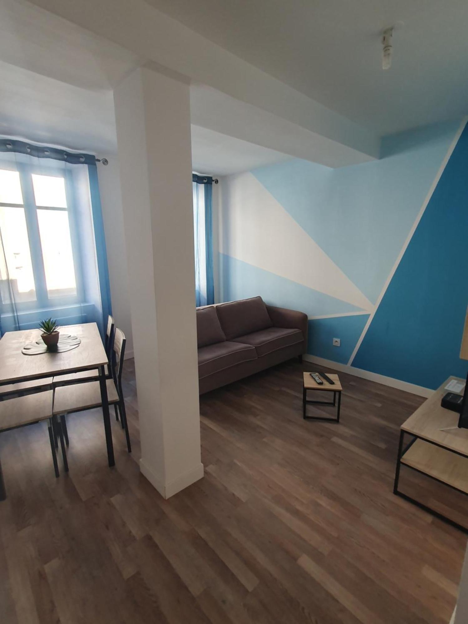 Jolie T3 Avec Terrasse Appartement Carcassonne Buitenkant foto